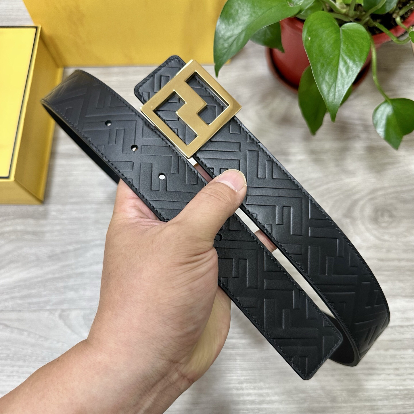 フェンディ「Fendi」FF ベルト - リバーシブル フックベルト