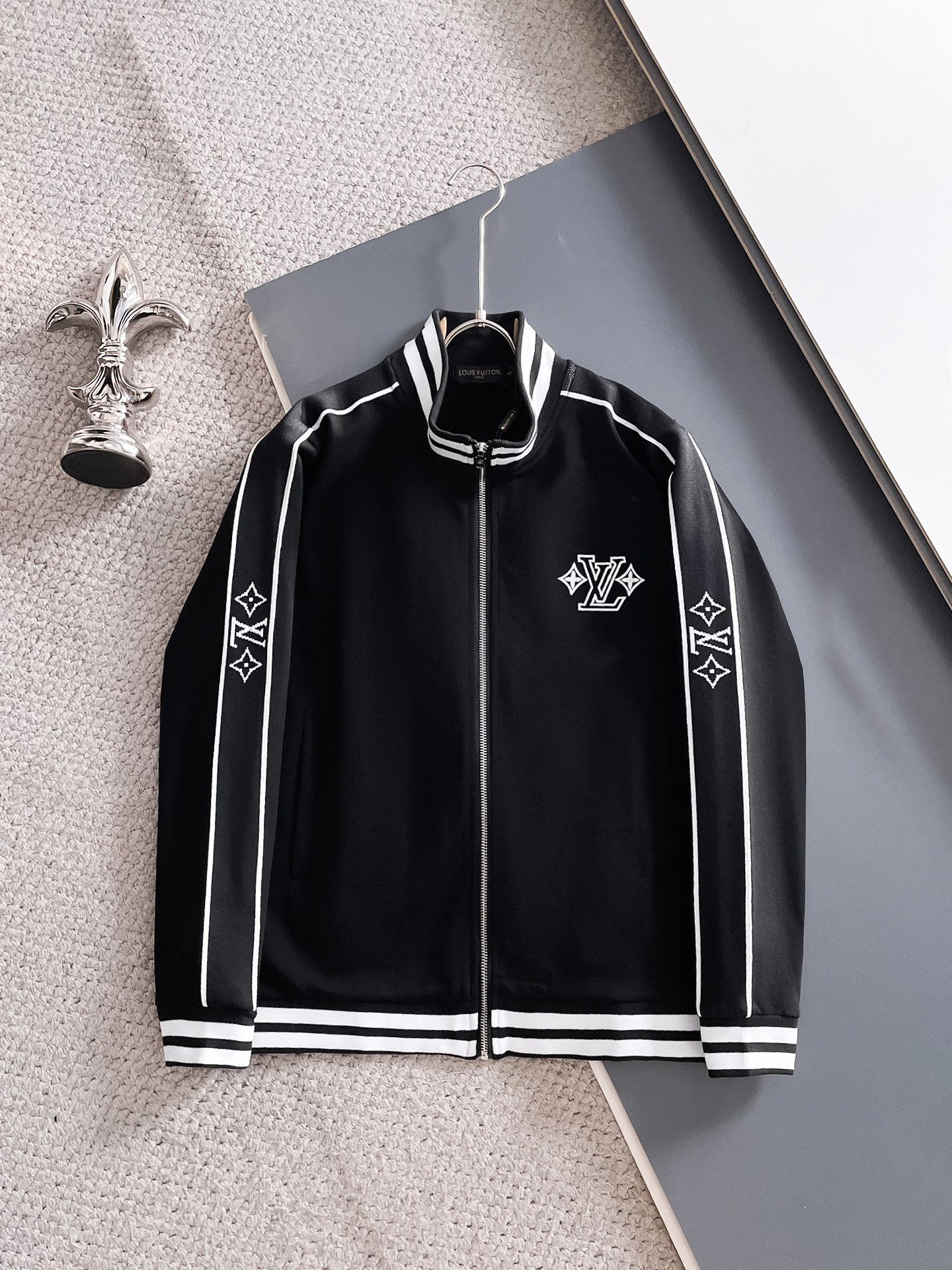 ルイ・ヴィトン「Louis Vuitton」Set in stock セットアップ / 2026年秋冬 カジュアルウェア