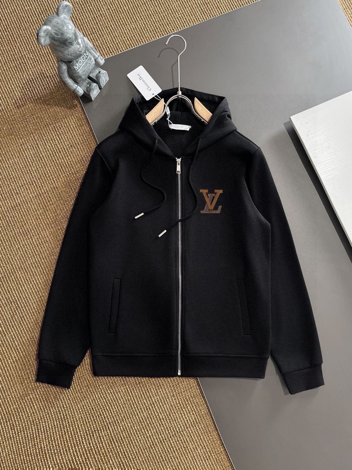 ルイ・ヴィトン「Louis Vuitton」Set in stock セットアップ / 2026年秋冬 カジュアルウェア