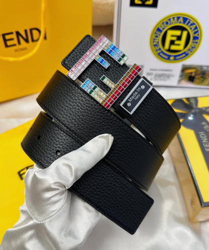 フェンディ「Fendi」FF ベルト - リバーシブル フックベルト