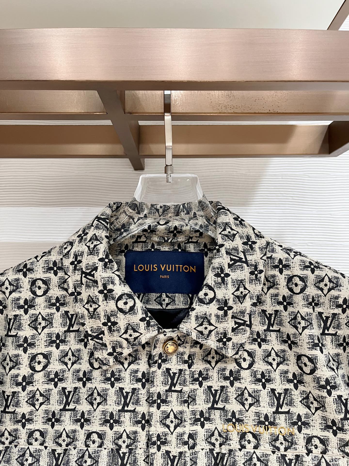 ルイ・ヴィトン「Louis Vuitton」モノグラム柄 ジャカード フリップカラー ジャケット / ワークジャケット