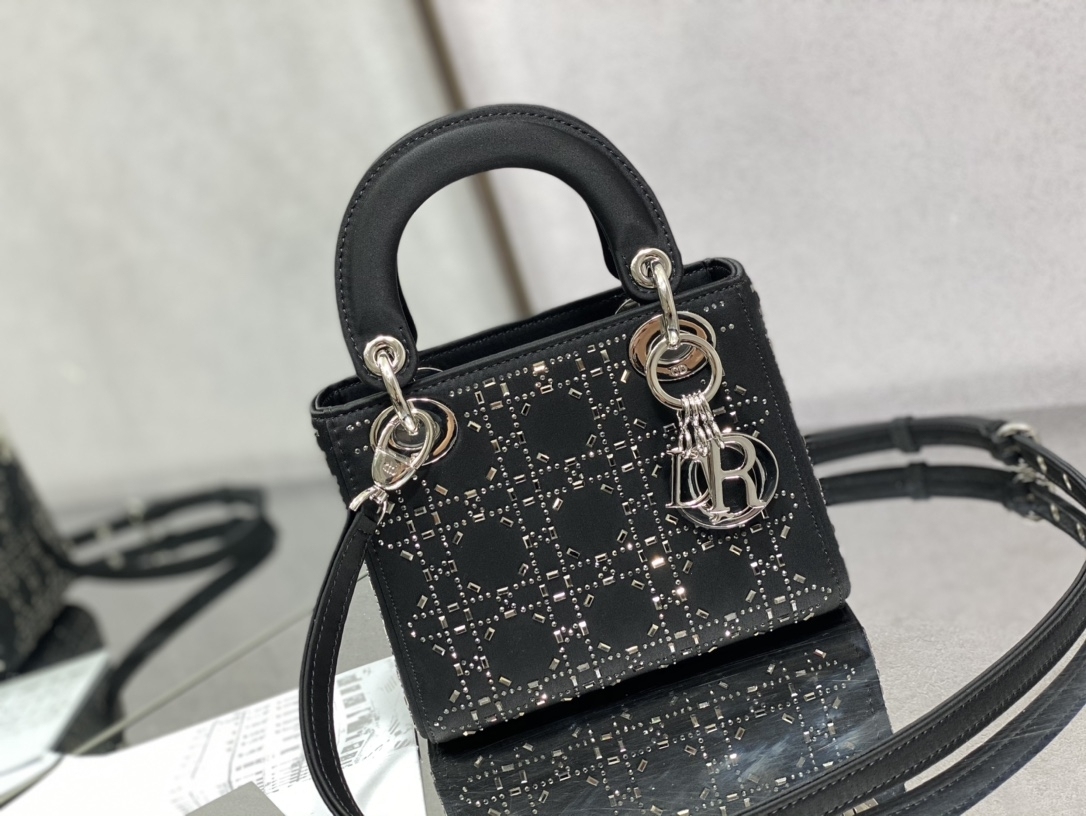 ディオール「Dior」Lady シリーズ シルク ミニバッグ