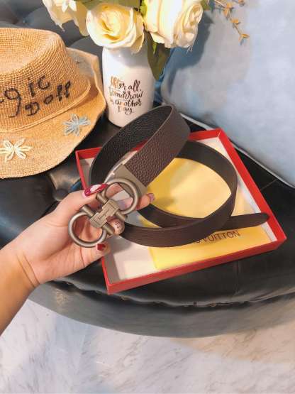 フェラガモ「Ferragamo」リバーシブルベルト