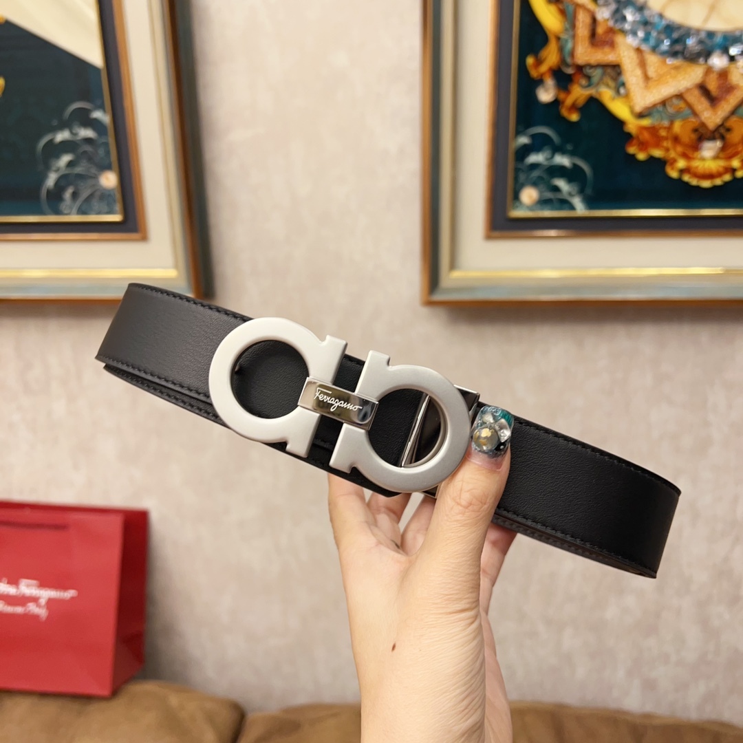 フェラガモ「Ferragamo」リバーシブルベルト