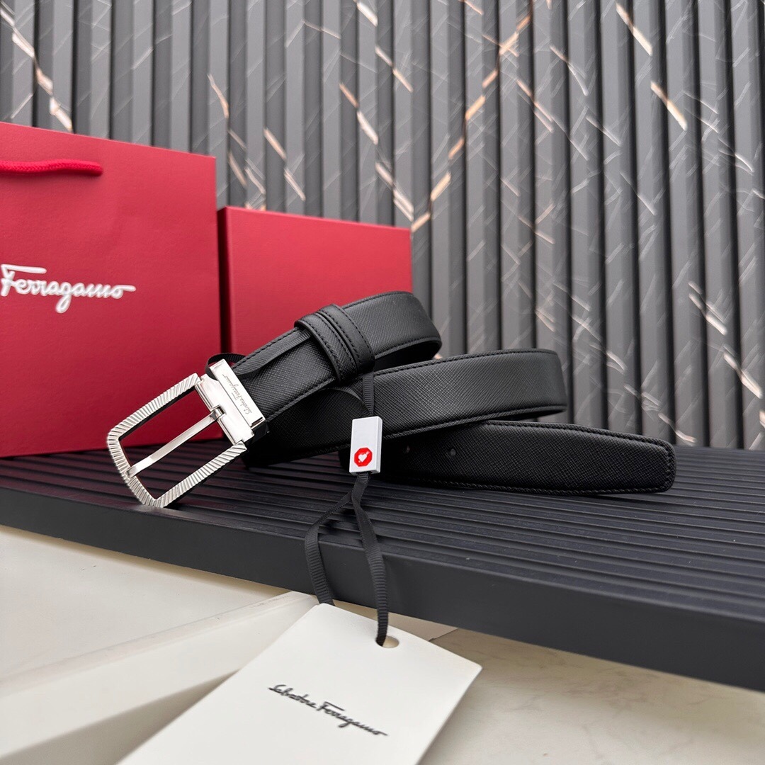 フェラガモ「Ferragamo」リバーシブルベルト