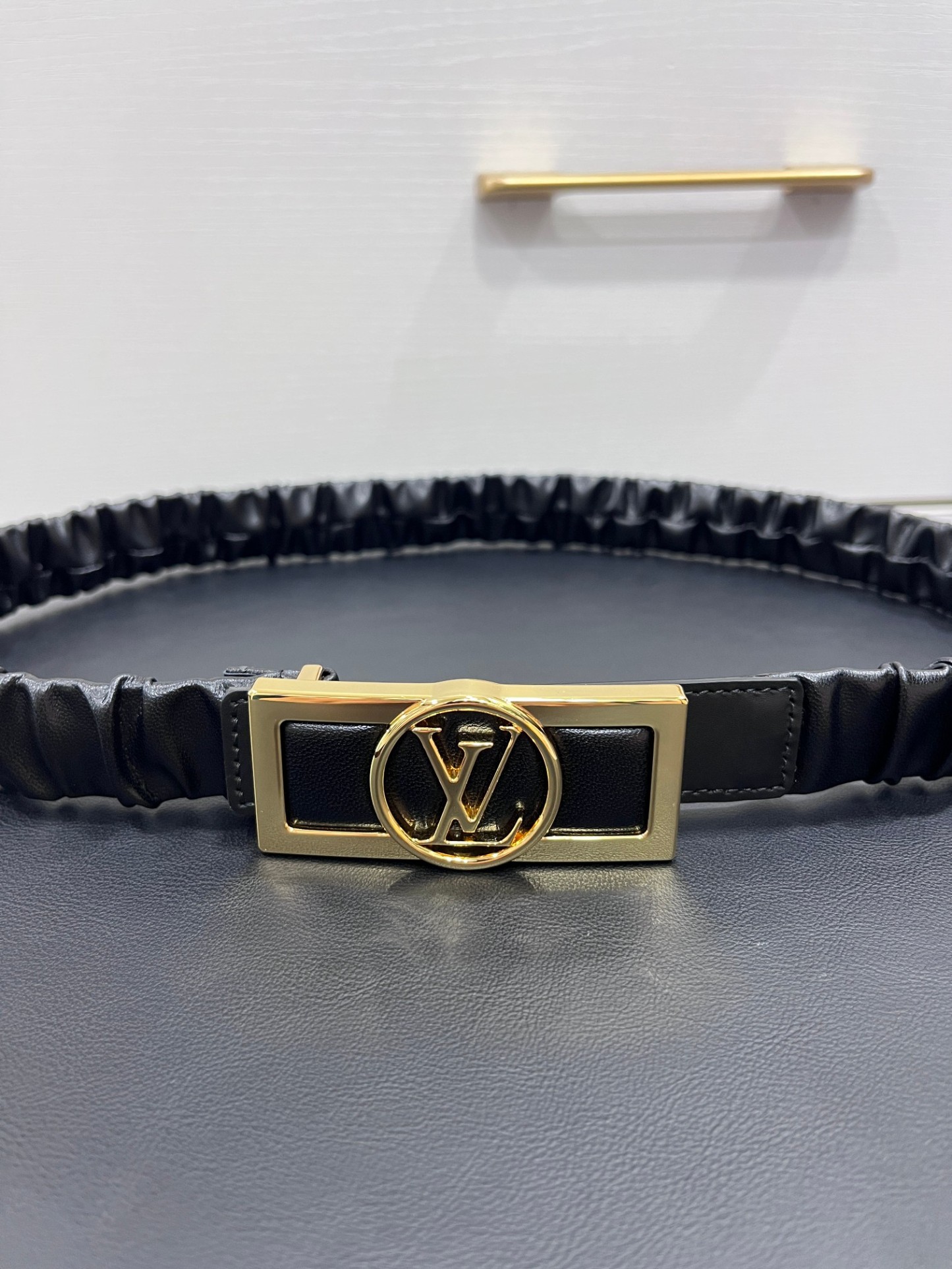 ルイ・ヴィトン「Louis Vuitton」ベルト･ドーフィーヌ スモーク 25MM