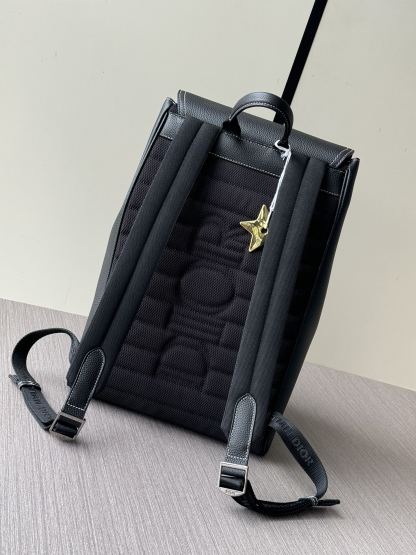 ディオール「Dior」B44 BLADE バックパック