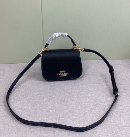 コーチ「Coach」 Lysa レザー ショルダーバッグ