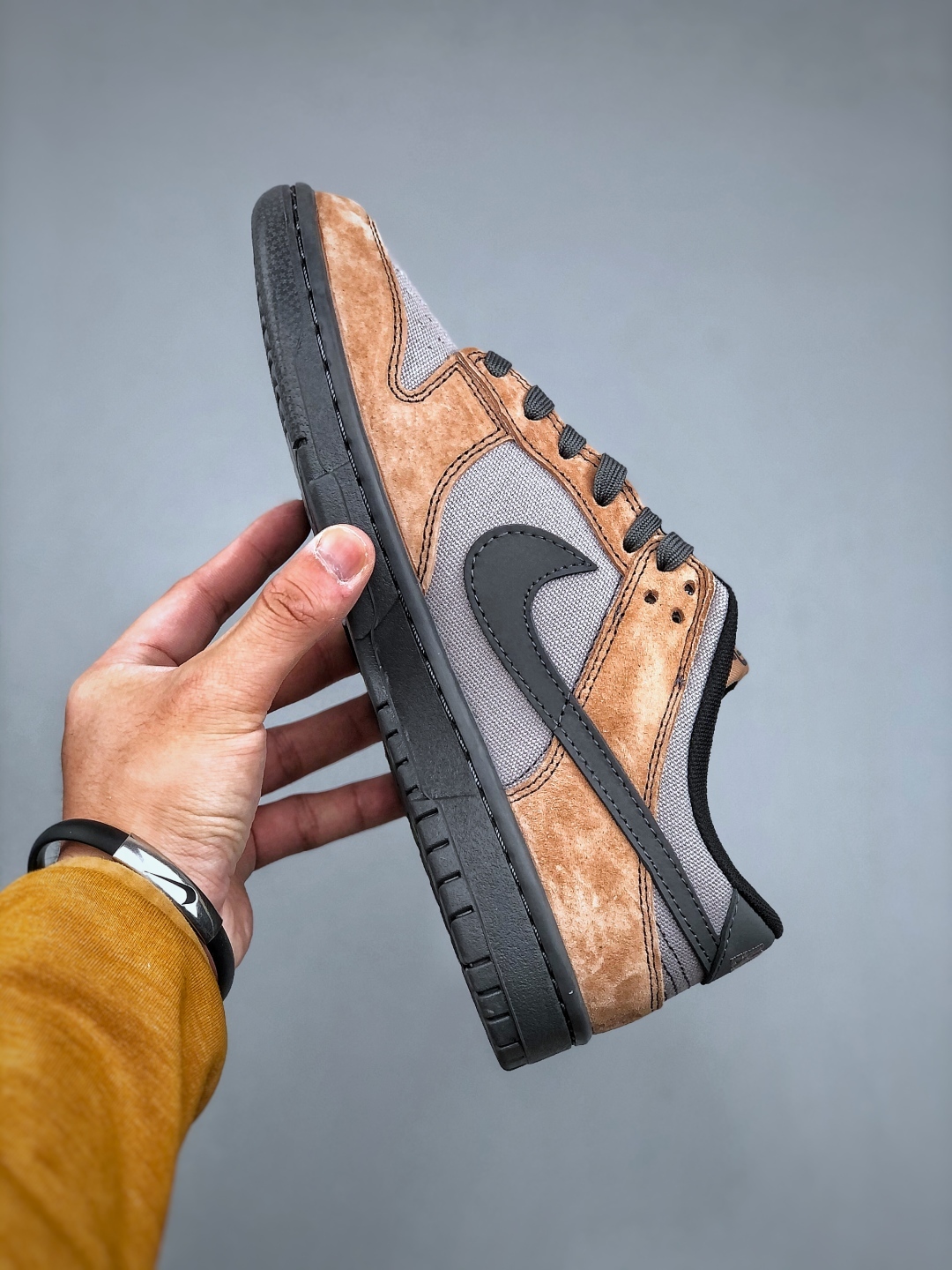 「コラボモデル」The North Face x Nike  SB Dunk Low 'Grey Brown Black' スモールスウッシュ スニーカー