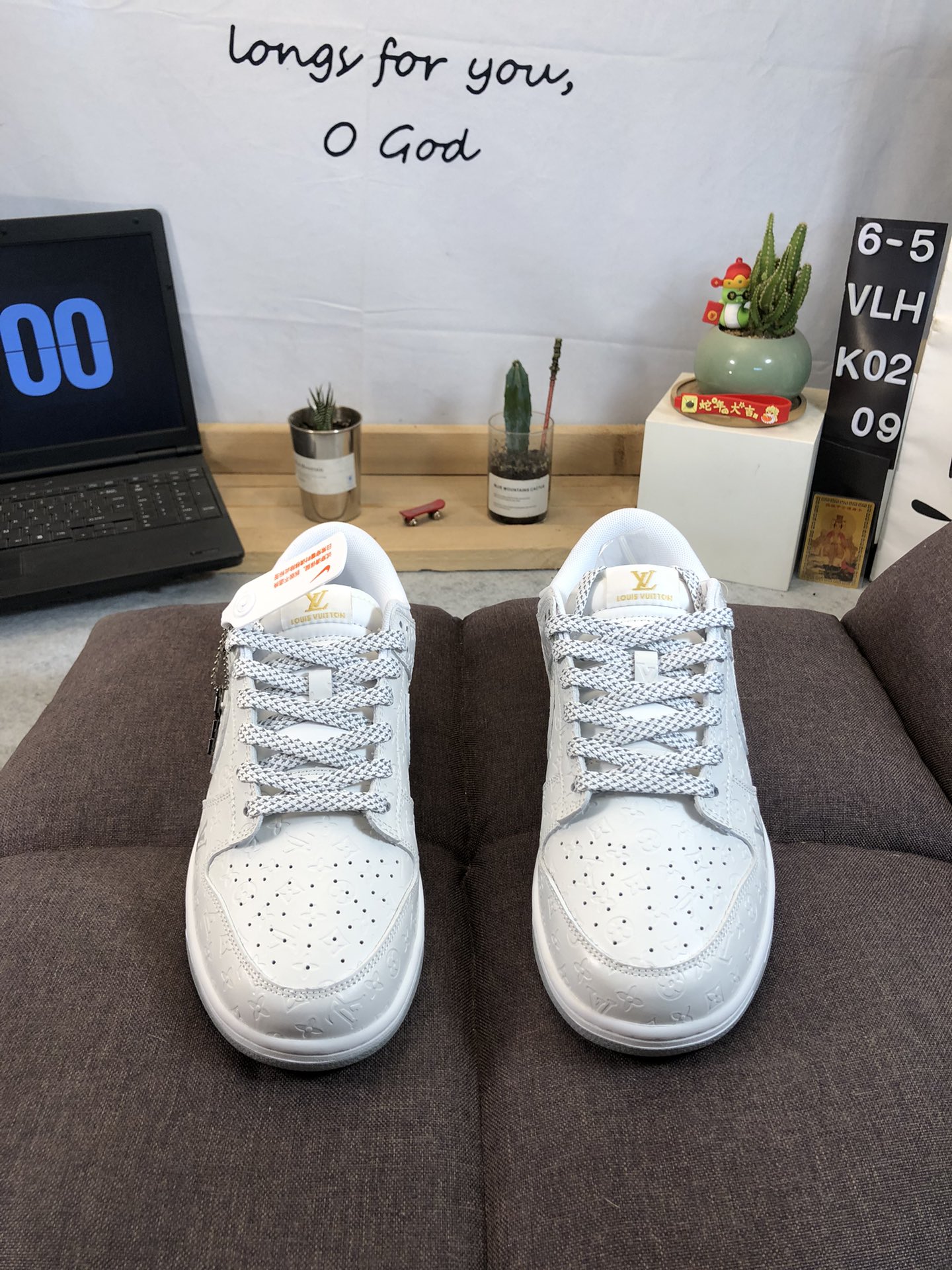 ナイキ「Nike」LV x NIKEコラボレーション SBダンク ロー カジュアルスニーカー