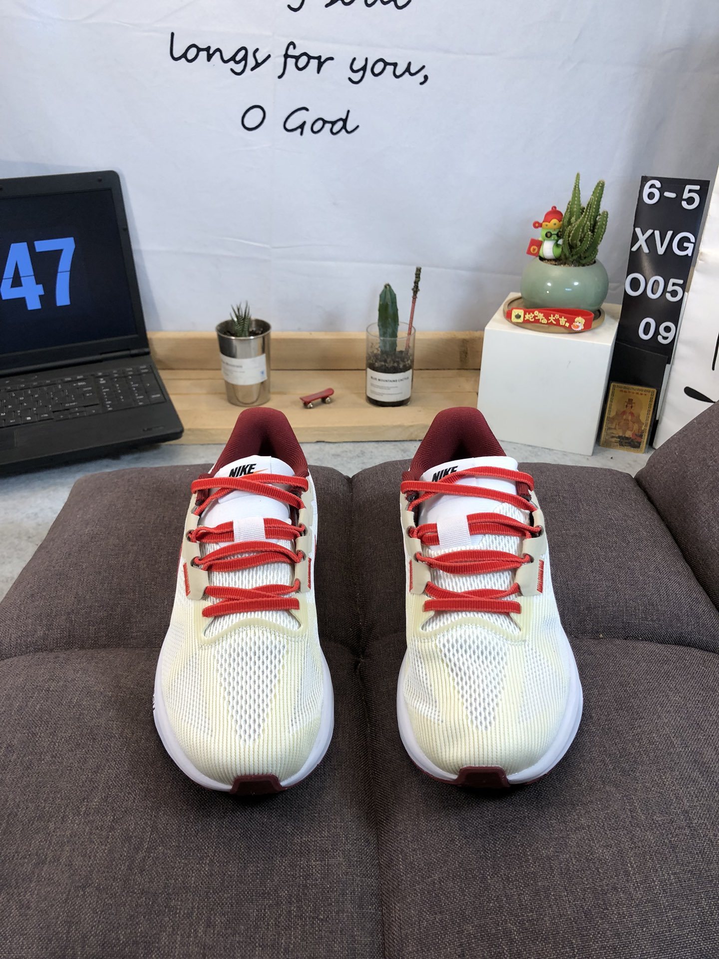 ナイキ「Nike」ク ロー カジュアルスニーカー