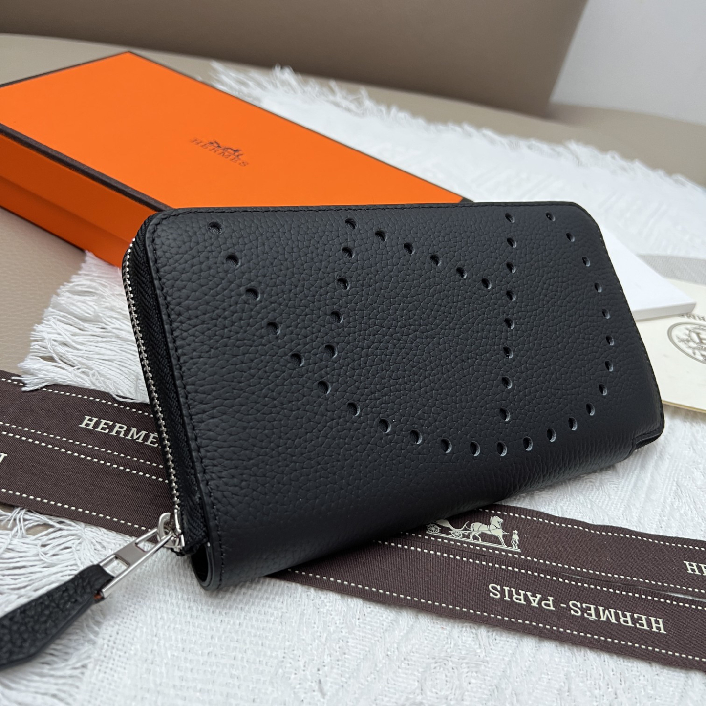 エルメス「Hermès」ファスナー式レザーウォレット 10色