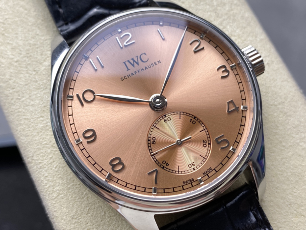 アイダブリューシー［IWC］ポルトガル自動小三針腕時計40MM