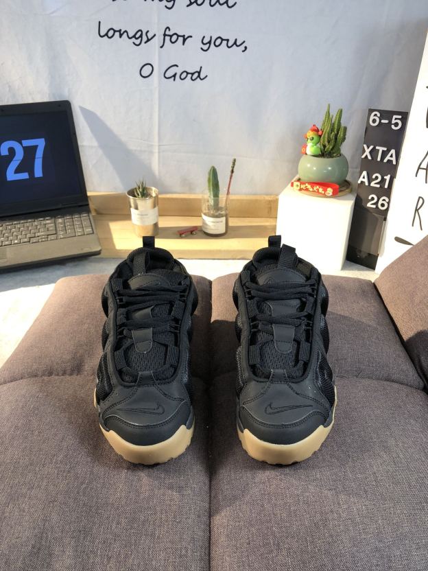 ナイキ「Nike」ク ロー カジュアルスニーカー