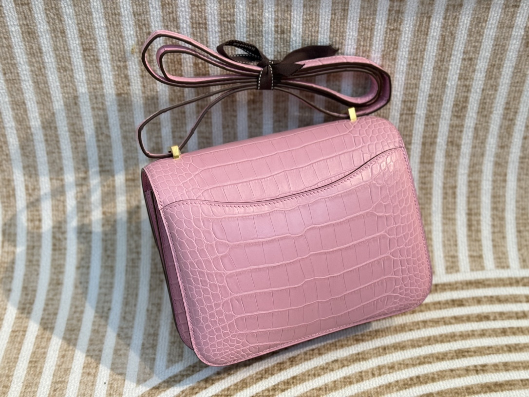 エルメス「Hermès」ミニ・コンスタンス「MINI CONSTANCE」