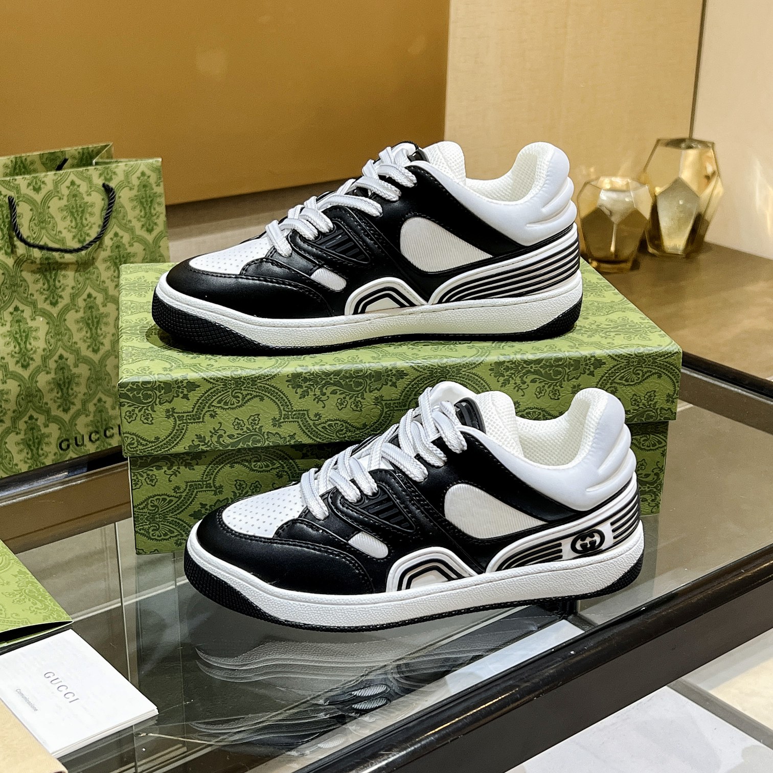 グッチ「Gucci」RE-WEB ローカットスニーカー