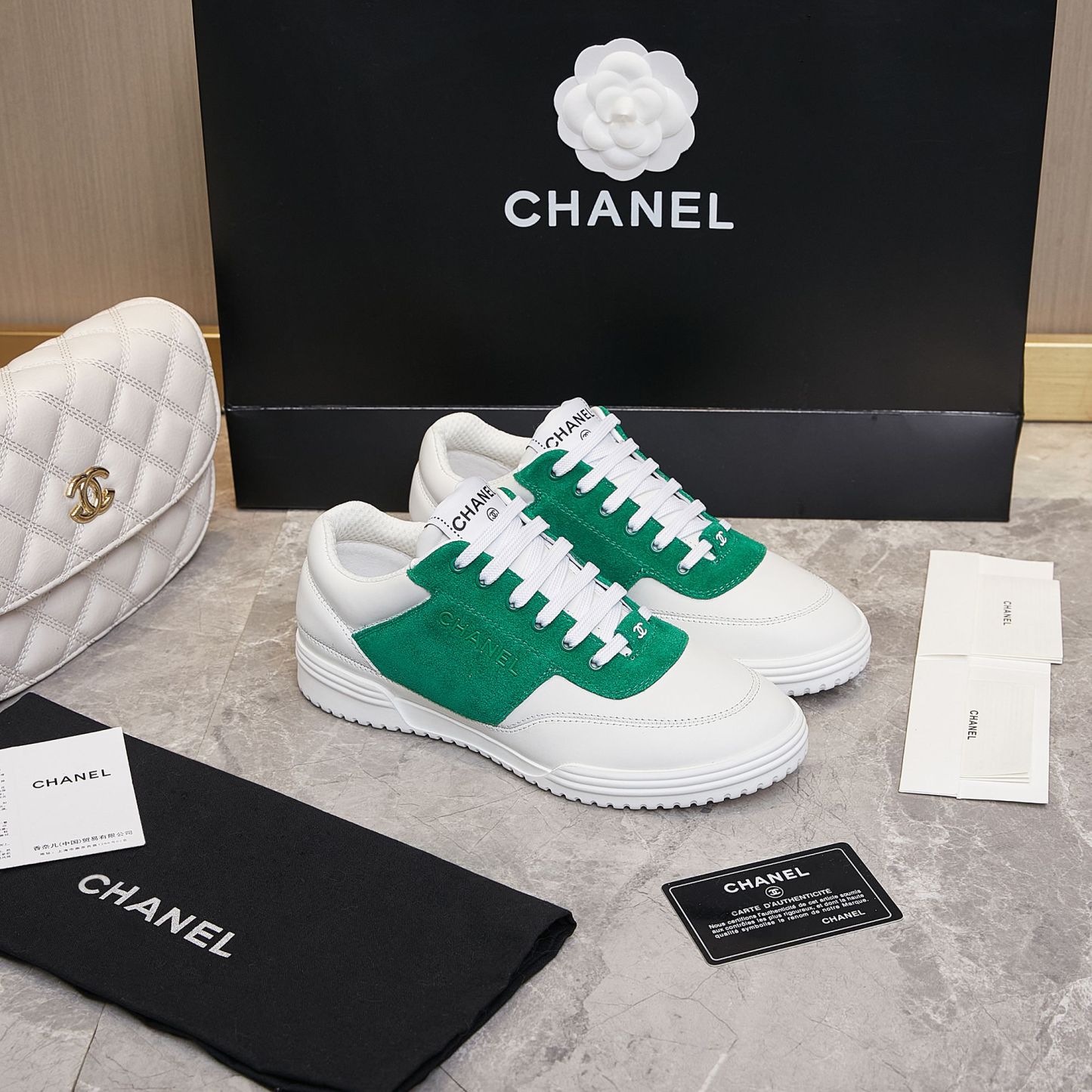シャネル「Chanel」トップカジュアルスニーカー