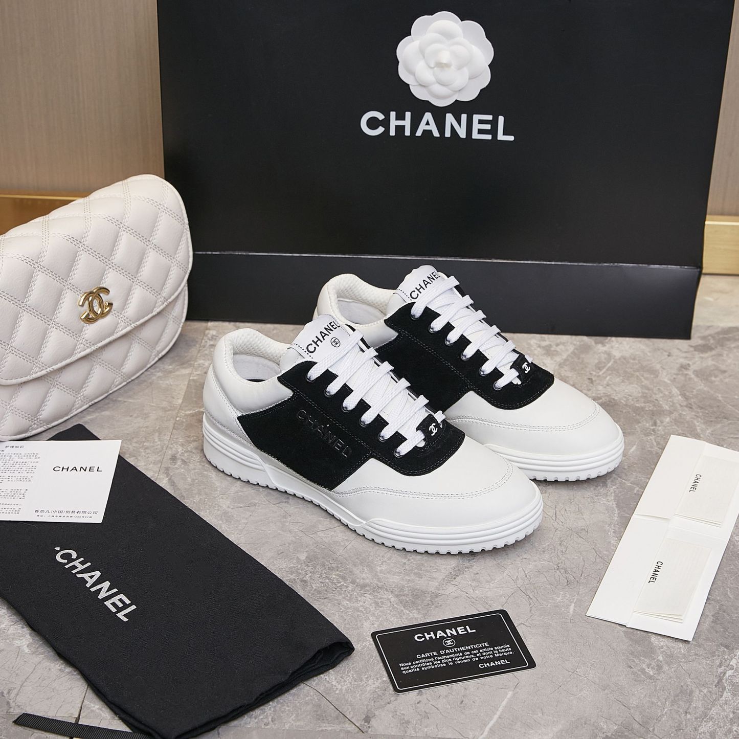 シャネル「Chanel」トップカジュアルスニーカー