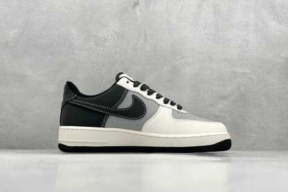 「コラボモデル」Supreme × Nike Air Force 1 Low スニーカー