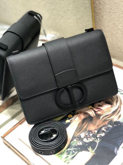 ディオール「Dior」モンターニュ30 掌紋レザー ショルダーバッグ（ブラックハードウェア）