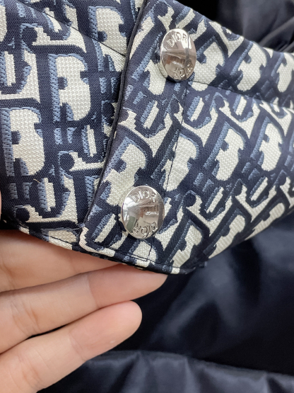 ディオール「Dior」ダウンジャケット