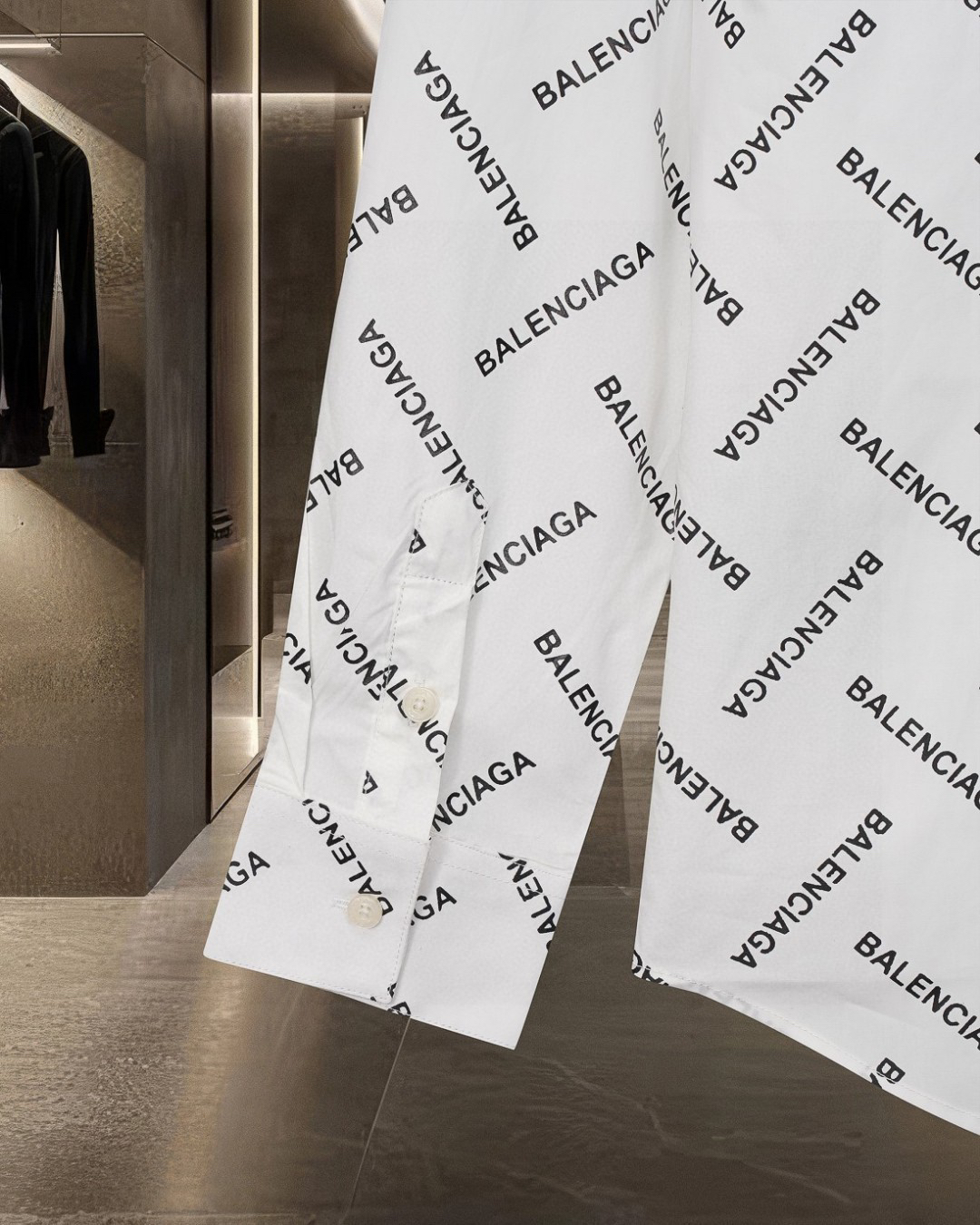 Balenciagaバレンシアガ オールオーバーロゴシャツ / ロングスリーブシャツ