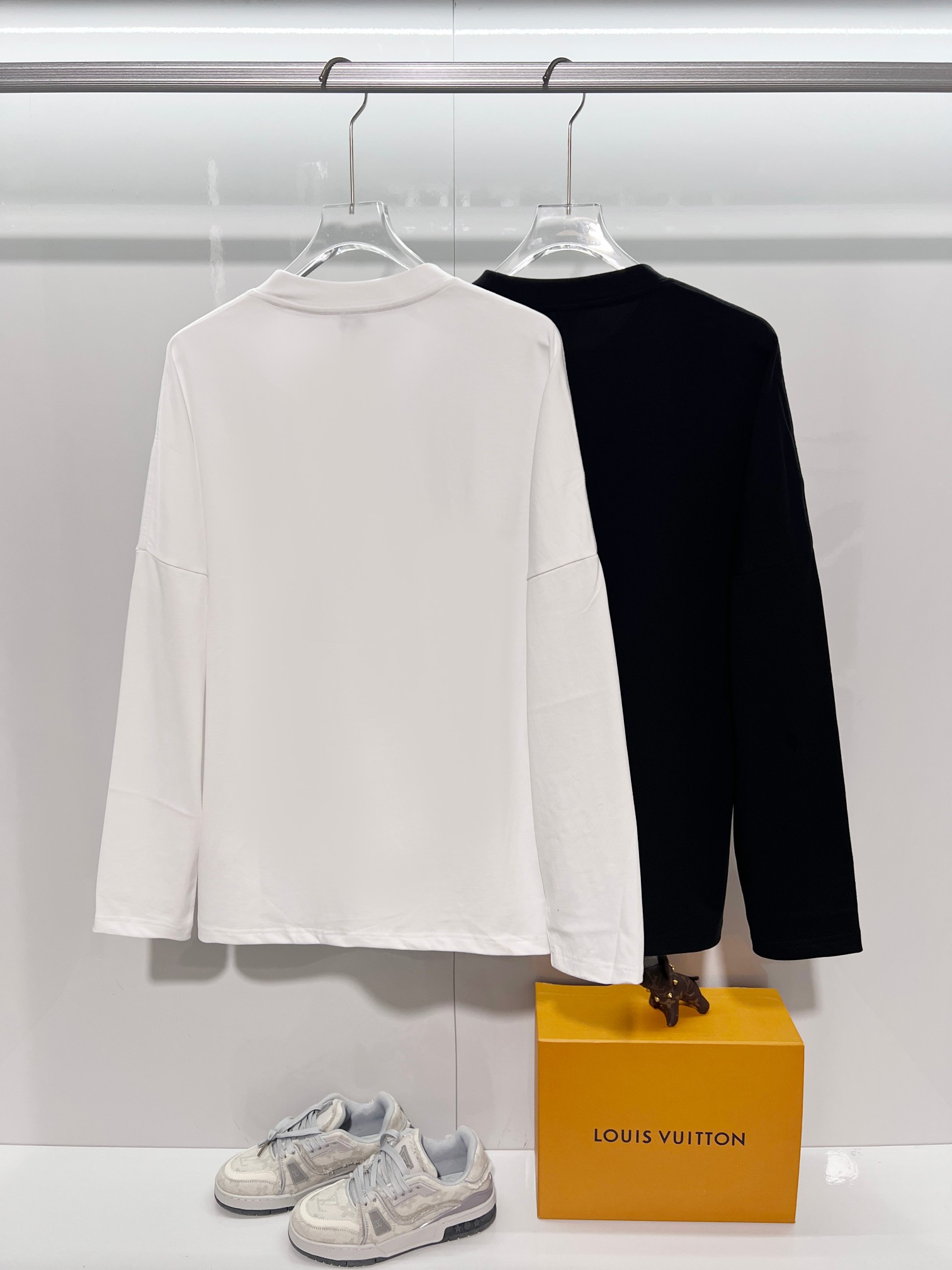 「LOEWE」ロエベ ロゴ刺繍 クルーネックスウェットシャツ / プルオーバー