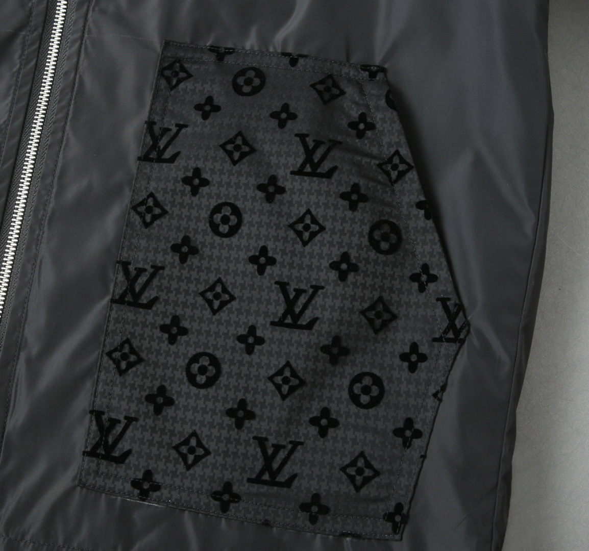 ルイ・ヴィトン「Louis Vuitton」ルイ・ヴィトン 2026年秋冬 メンズ ジャケット / アウター