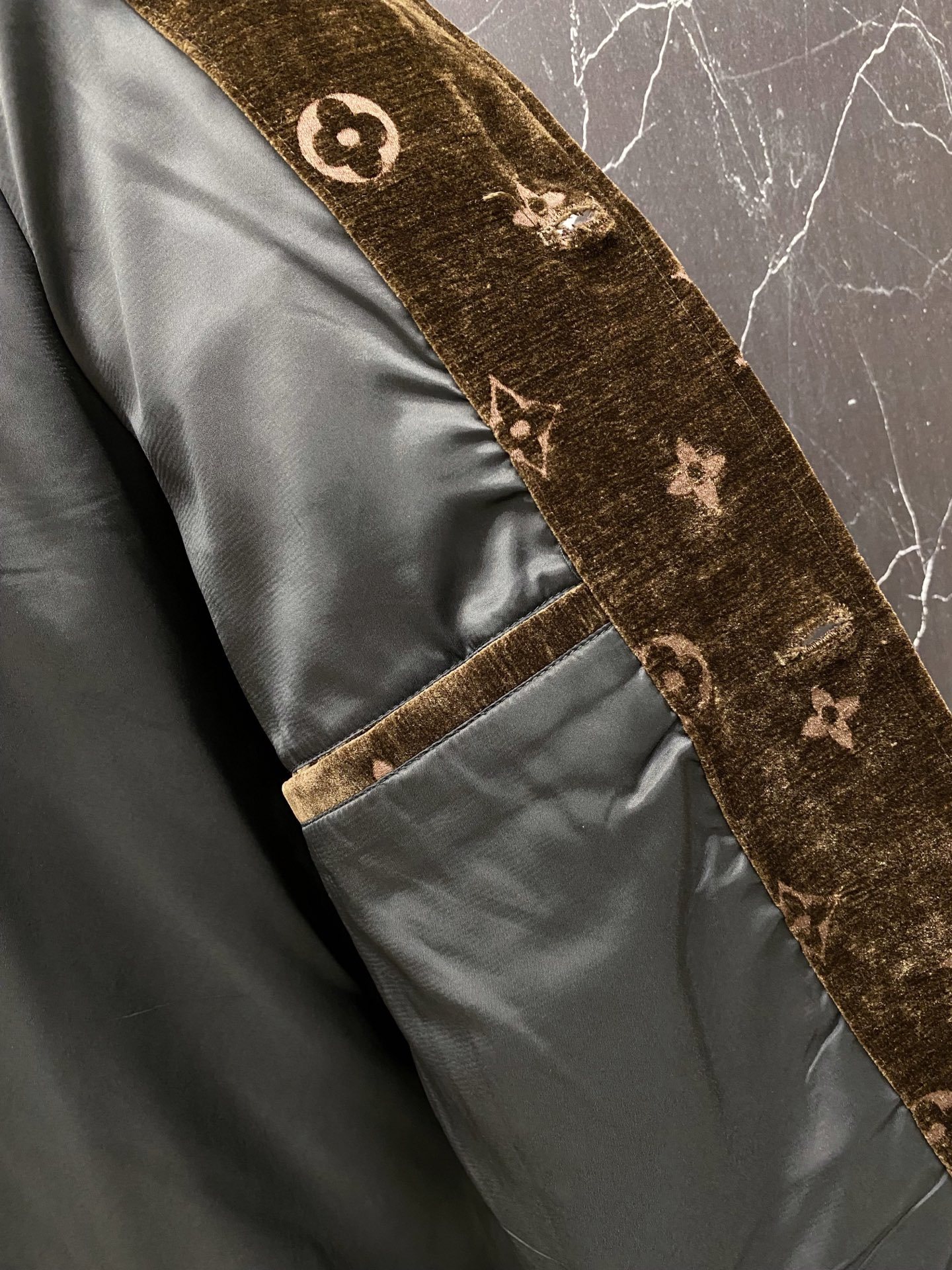 ルイ・ヴィトン「Louis Vuitton」ルイ・ヴィトン モノグラム コーデュロイ ジャケット / メンズ ワークジャケット