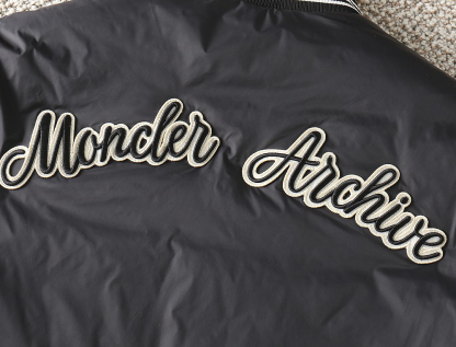 モンクレール「Moncler」秋冬 ダウンジャケット