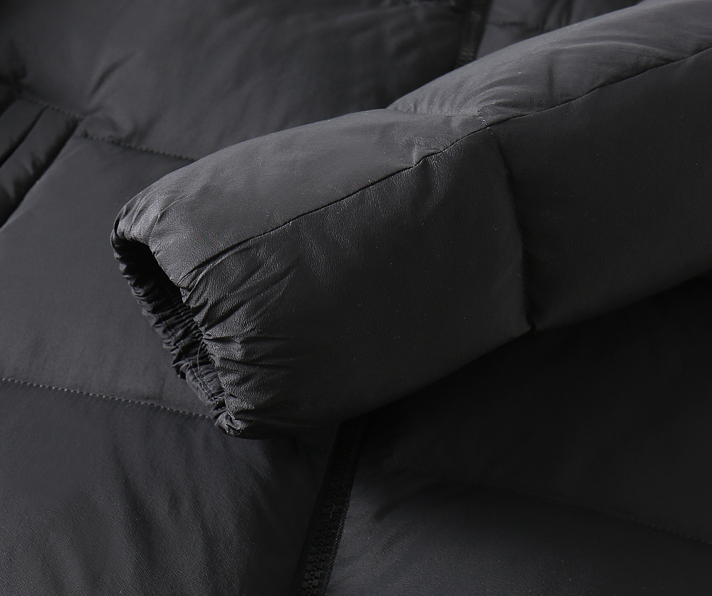 モンクレール「Moncler」秋冬 フード付きダウンジャケット