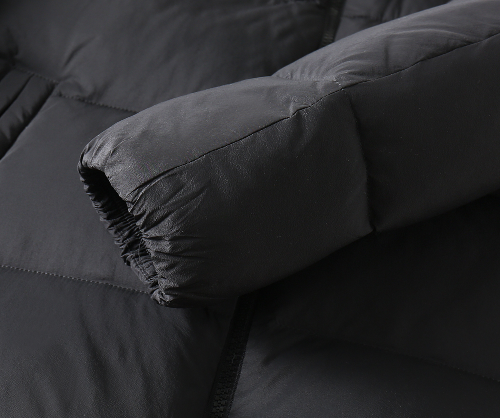 モンクレール「Moncler」秋冬 フード付きダウンジャケット