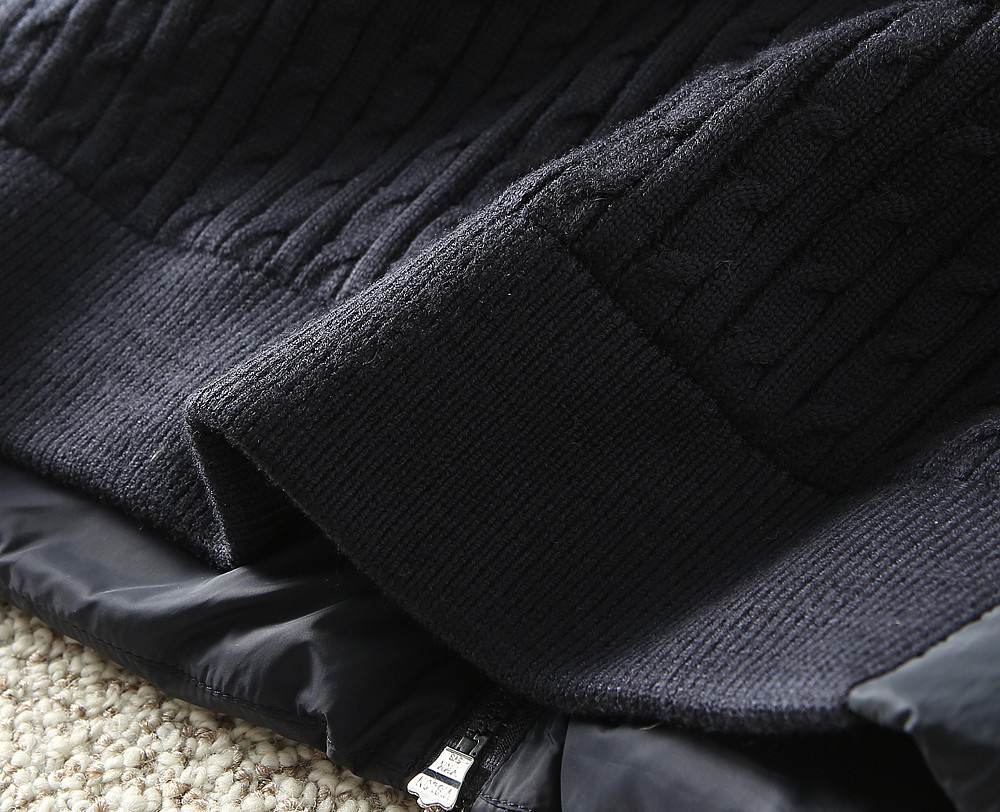 モンクレール「Moncler」秋冬 ニット調ダウンジャケット