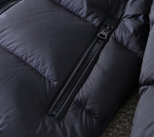 バーバリー「Burberry」秋冬 クイルティッドダウンジャケット