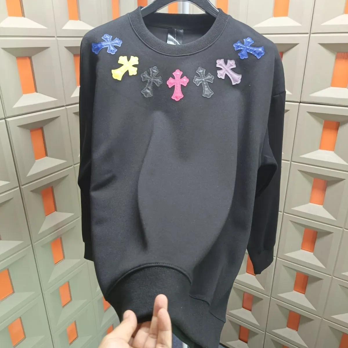 クロムハーツ「Chrome Hearts」ラウンドネックスウェットシャツ