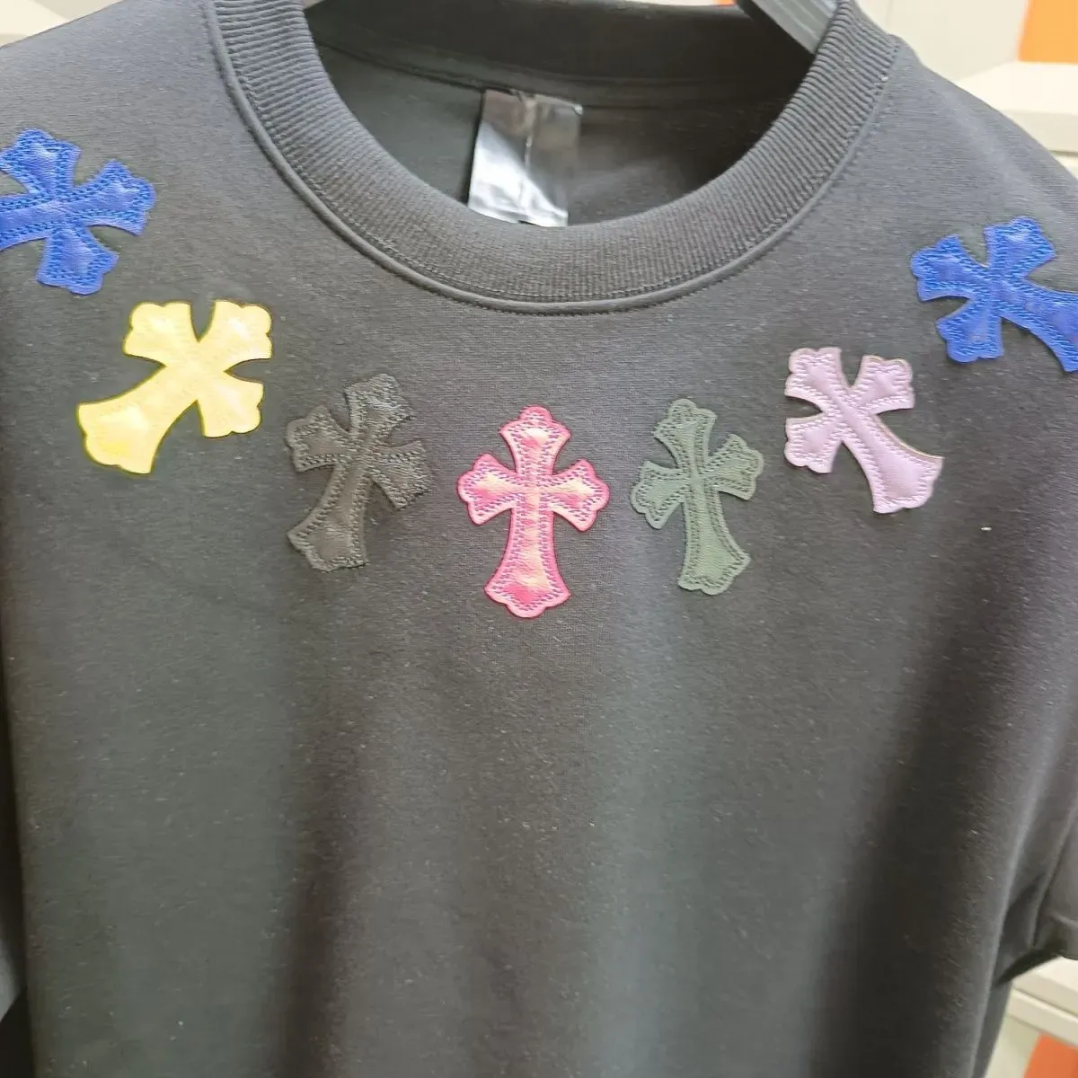 クロムハーツ「Chrome Hearts」ラウンドネックスウェットシャツ