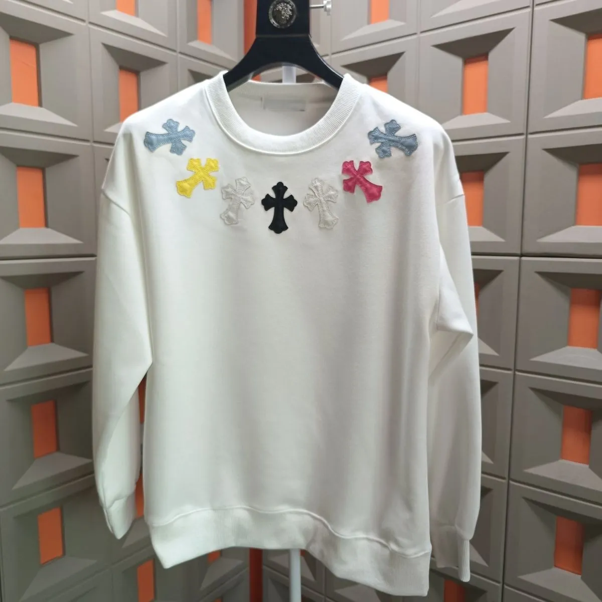 クロムハーツ「Chrome Hearts」ラウンドネックスウェットシャツ