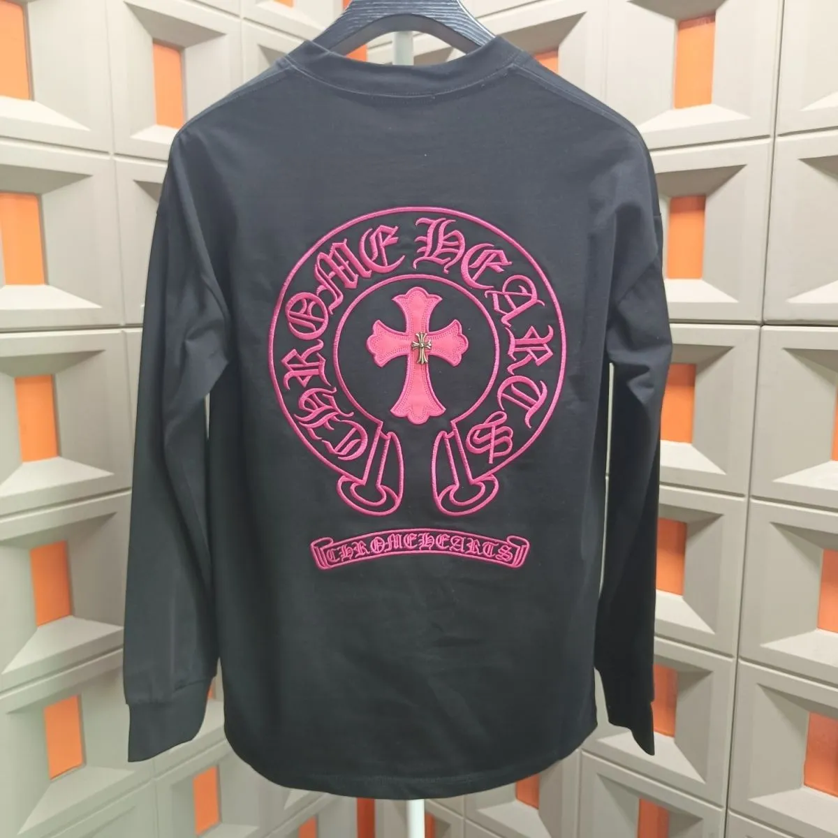 クロムハーツ「Chrome Hearts」ラウンドネックスウェットシャツ