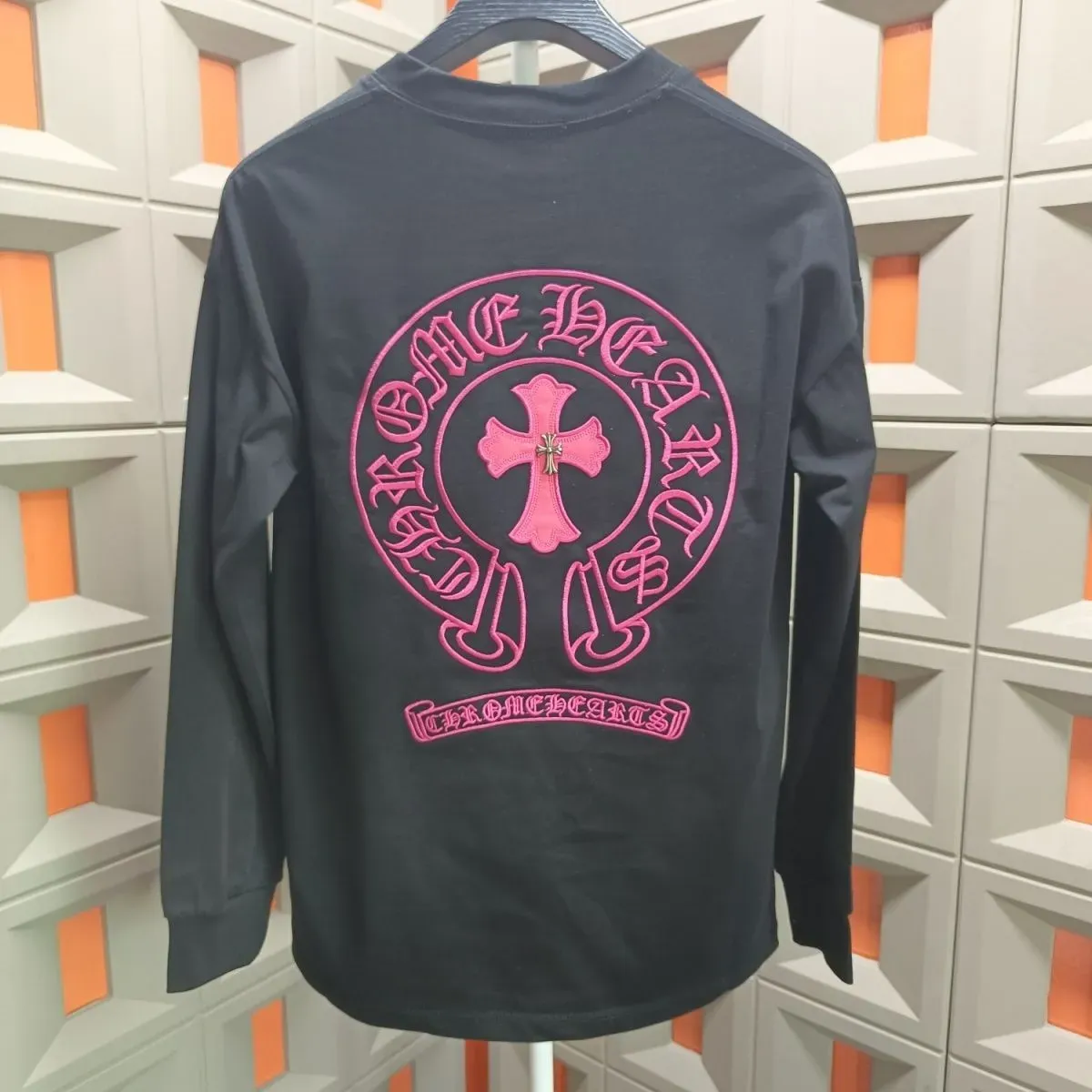 クロムハーツ「Chrome Hearts」ラウンドネックスウェットシャツ