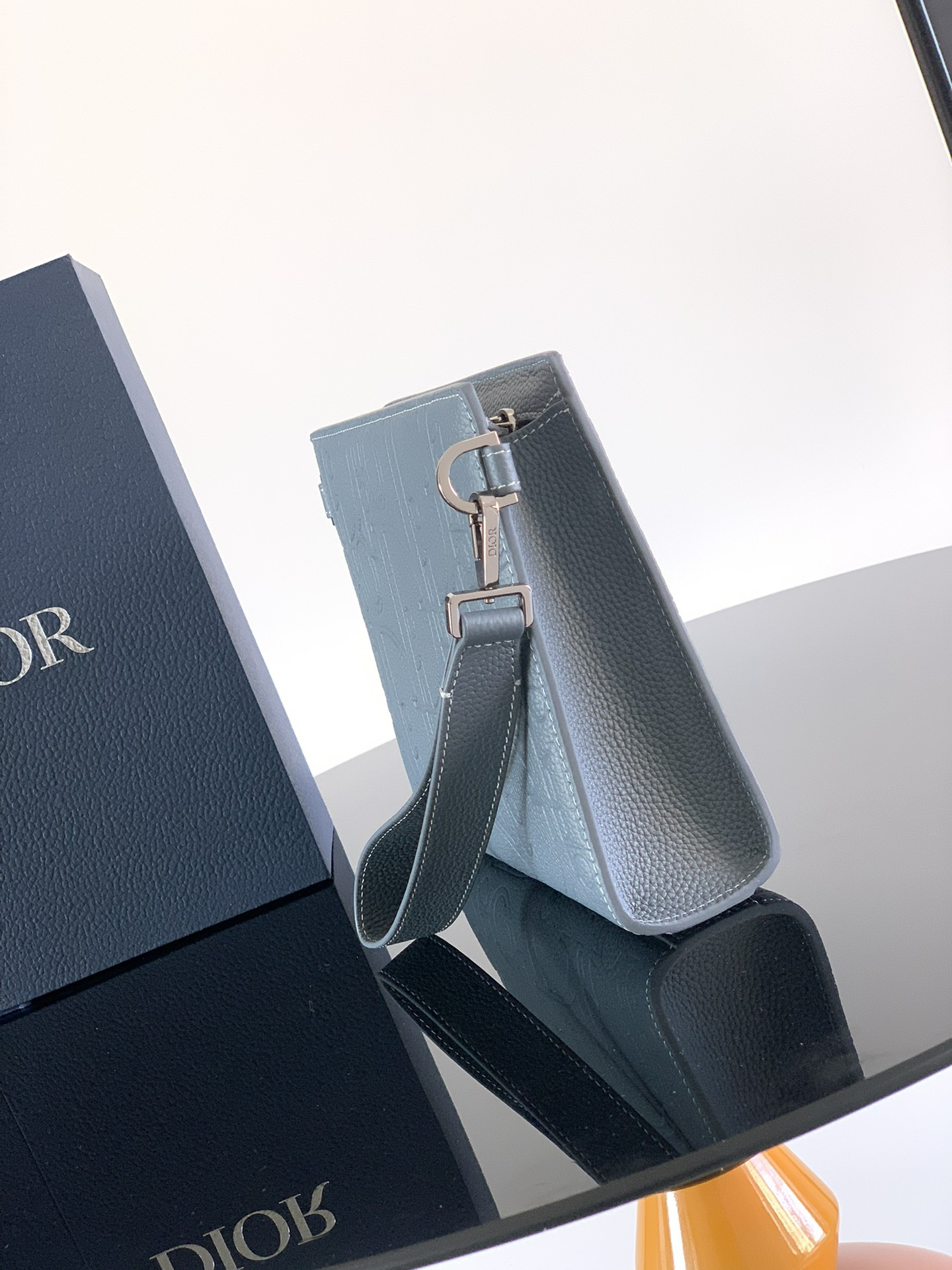 ディオール「Dior」ボウル ポーチ