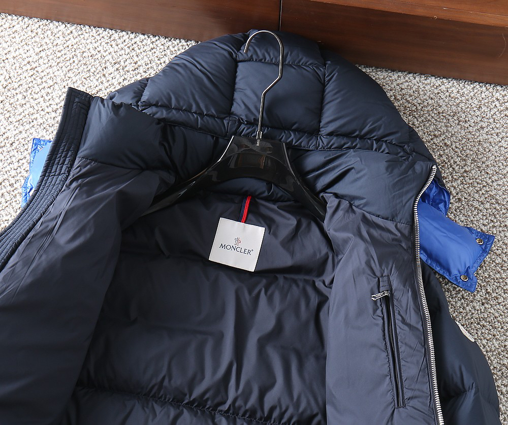 モンクレール「Moncler」秋冬 ダウンジャケット