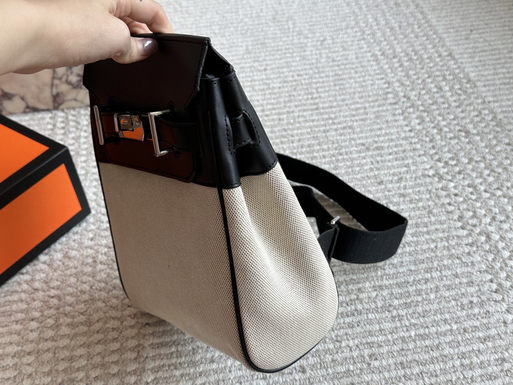 エルメス「Hermès」Hac a Dosバックパック 2色「日本未入荷」