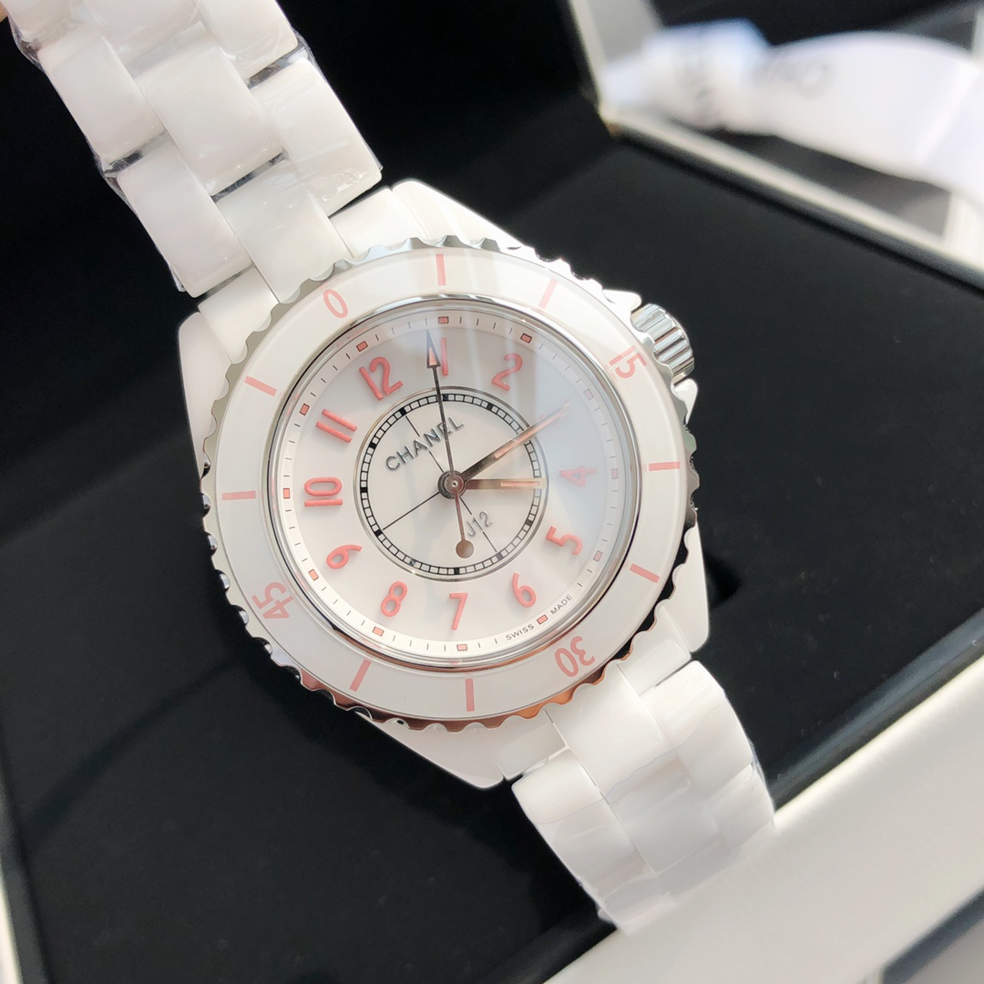 シャネル「Chanel」J12 キャリバー 33MM