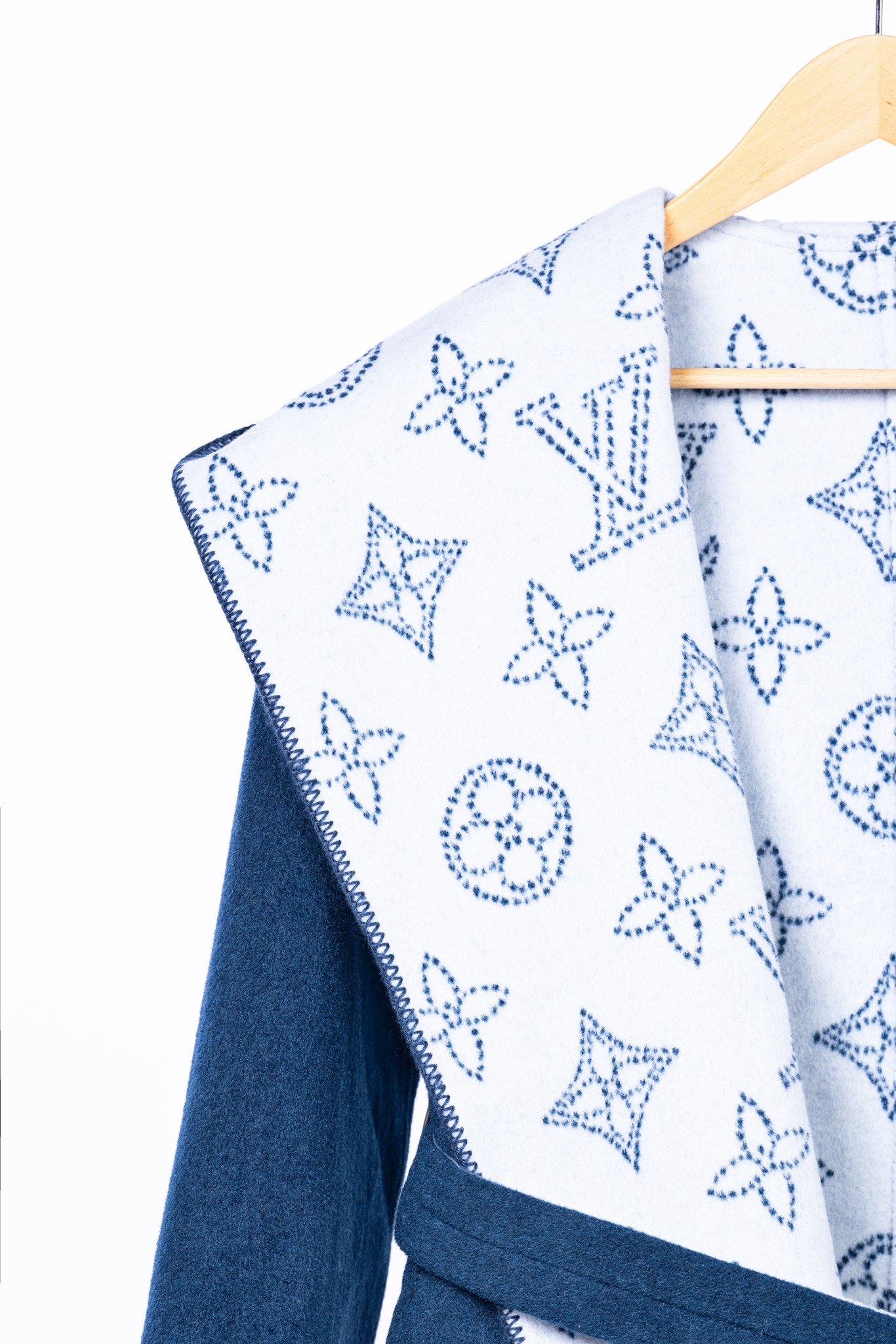 ルイ・ヴィトン「Louis Vuitton」秋冬 レディース ワップルフードロングコート