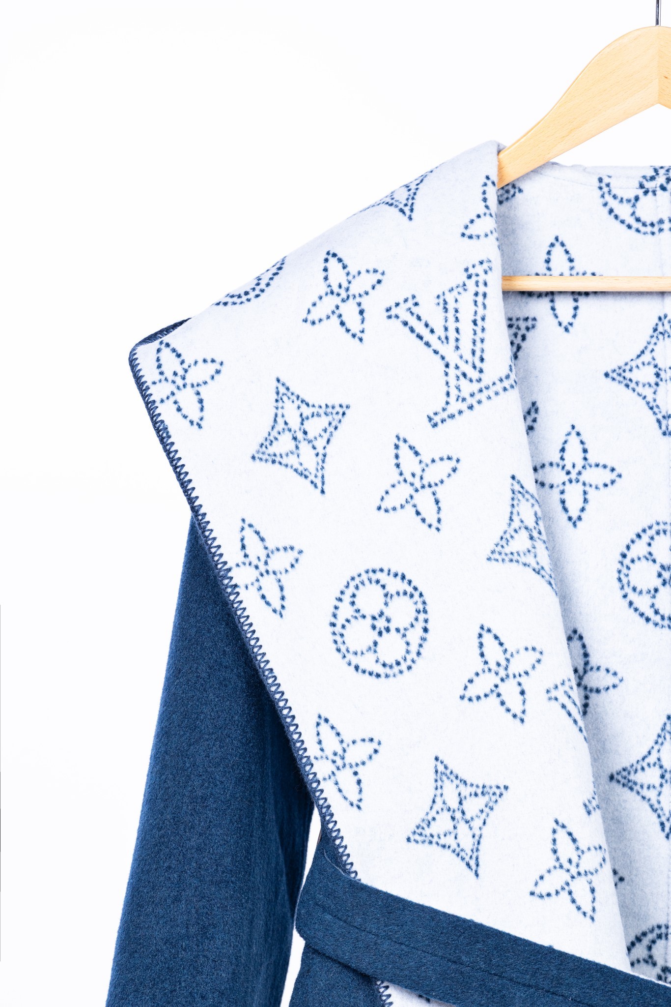 ルイ・ヴィトン「Louis Vuitton」秋冬 レディース ワップルフードロングコート