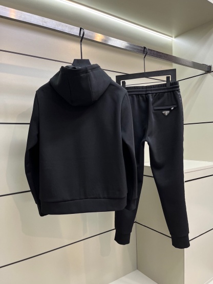 プラダ「Prada」メンズ  カジュアルスポーツセット