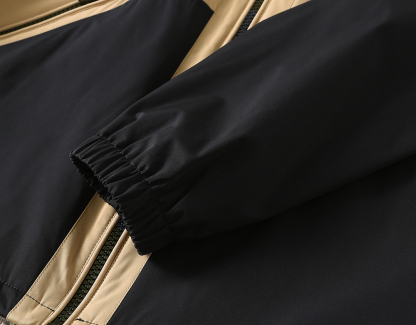 モンクレール「Moncler」秋のフード付きジャケット