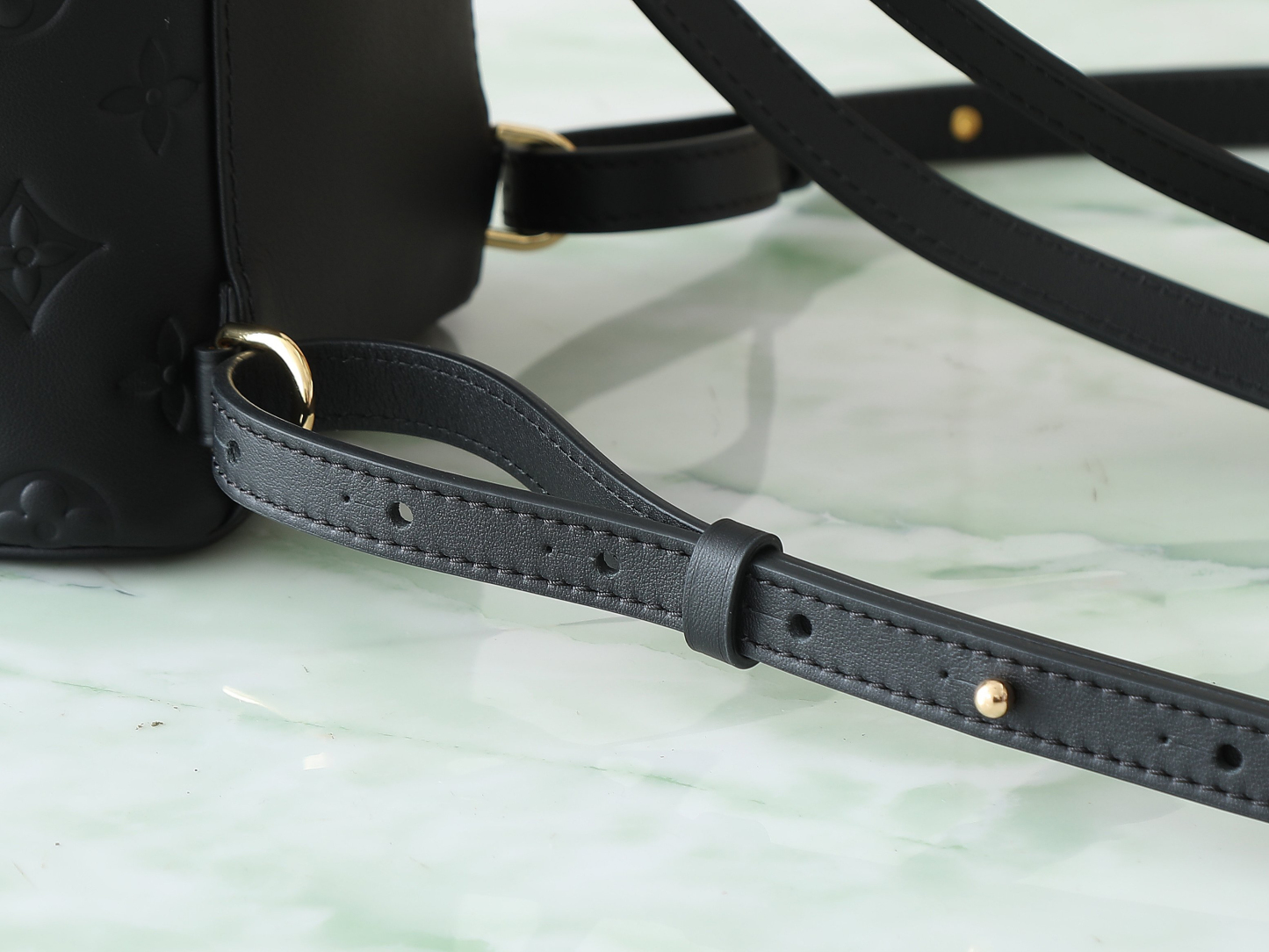 ルイ・ヴィトン「Louis Vuitton」COUSSIN BACKPACK ミニバッグ