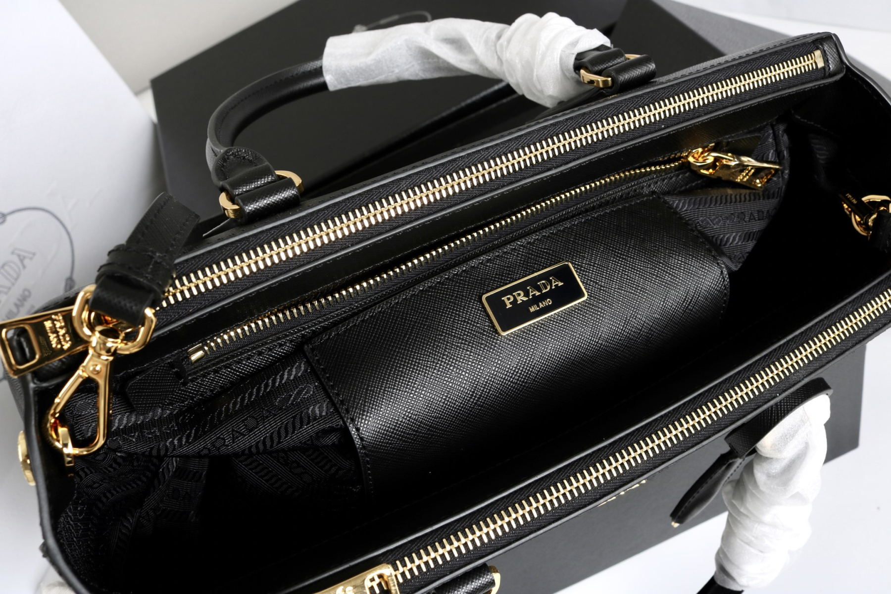 プラダ「Prada」 Galleria ミディアム レディースハンドバッグ