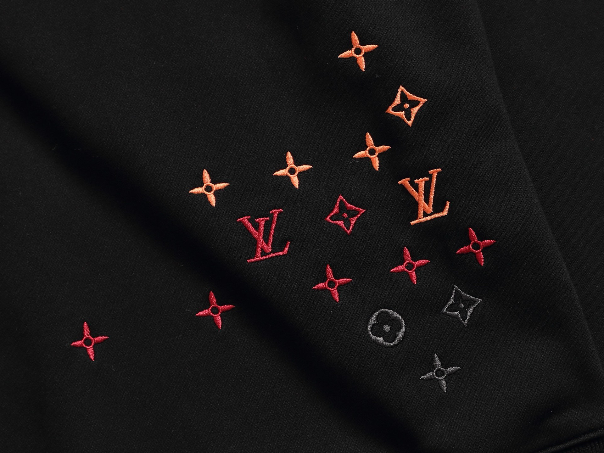 ルイ・ヴィトン「Louis Vuitton」スウェット(ユニセックス)